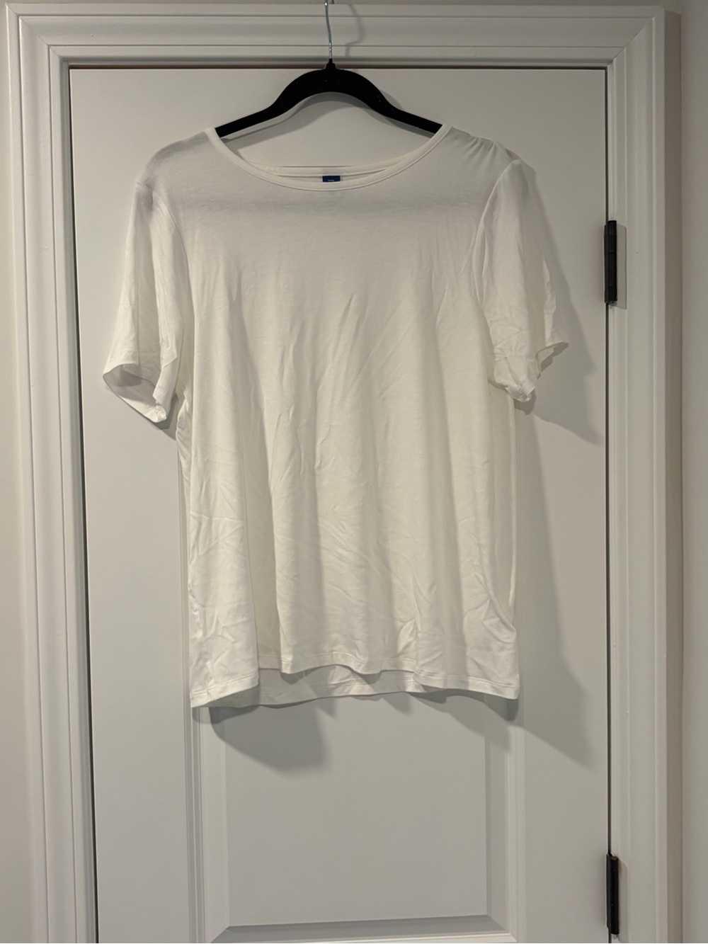 3/$20 Old Navy White Short-Sleeve Crewneck Tee